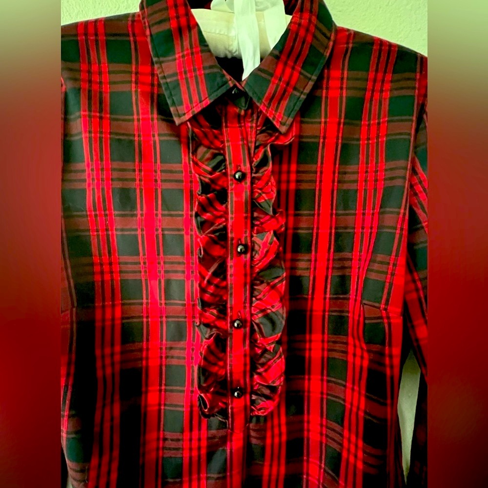 🎄🎁 TALBOTS PLAD PREPPY TOP 🎄🎁 RUFFLE 🎄🎁 BUTTON-DOWN SHIRT 🎄🎁
